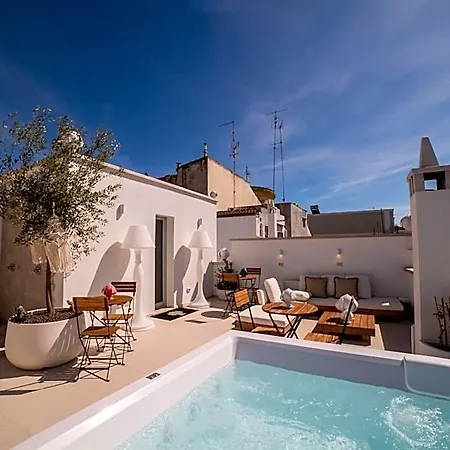 Vecchia Private &