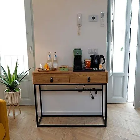 Vecchia Private & 4*
