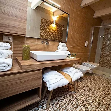 Vecchia Private & 4* Mottola